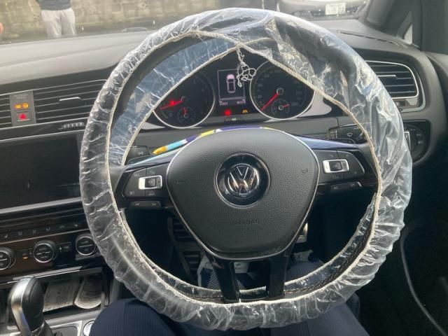 VOLKSWAGEN VOLKSWAGEN GOLF 2015