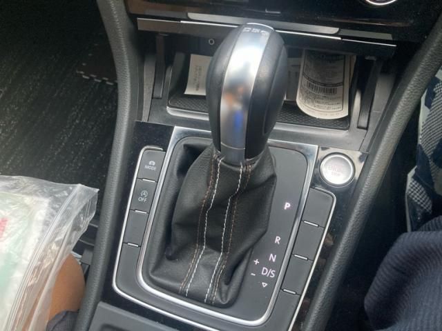 VOLKSWAGEN VOLKSWAGEN GOLF 2015