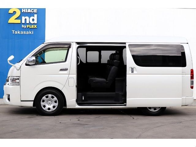 TOYOTA HIACE wagon 2018