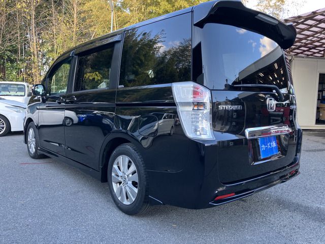 HONDA STEPWAGON SPADA 2009