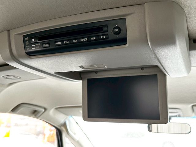 MITSUBISHI DELICA D:5 4WD 2009