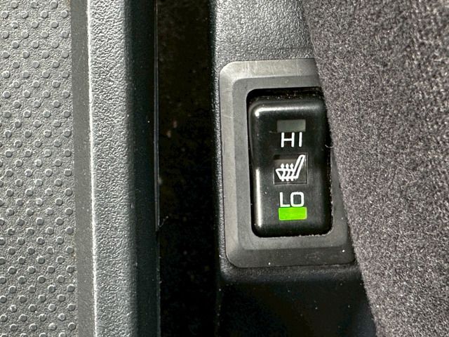 MITSUBISHI DELICA D:5 4WD 2009