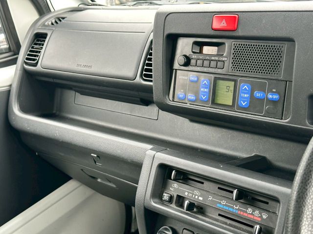 DAIHATSU HIJET truck 4WD 2019