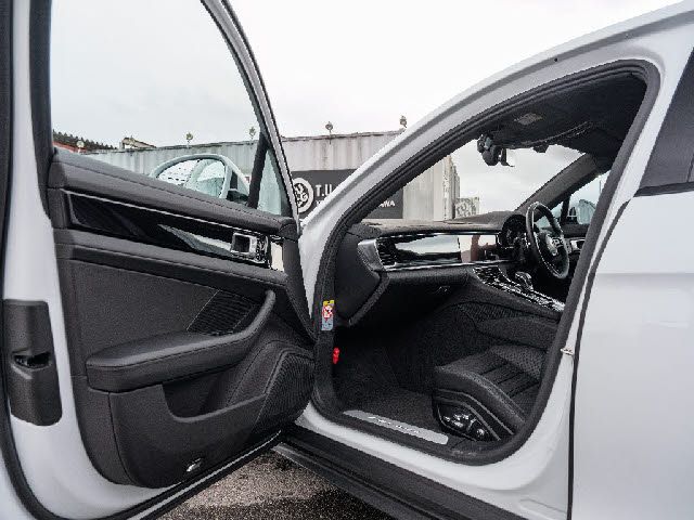 PORSCHE PORSCHE PANAMERA 2021