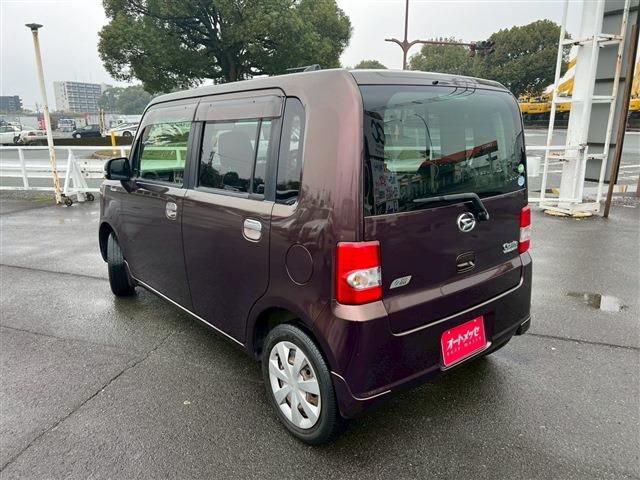 DAIHATSU MOVE CONTE 2013