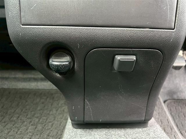 DAIHATSU MOVE CONTE 2013