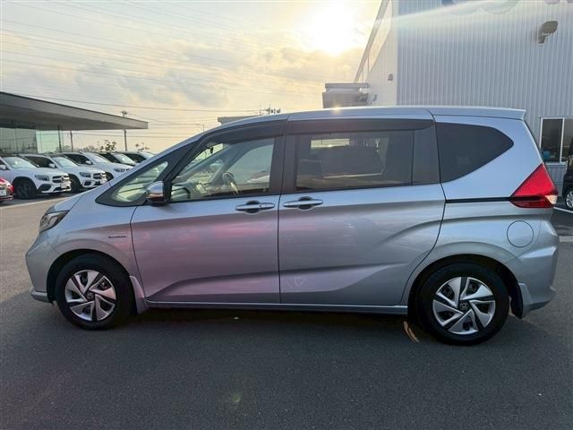 HONDA FREED HYBRID 2021