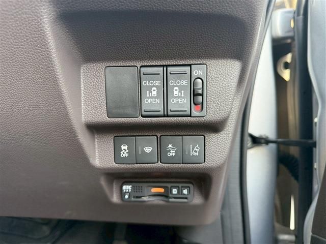 HONDA FREED HYBRID 2021