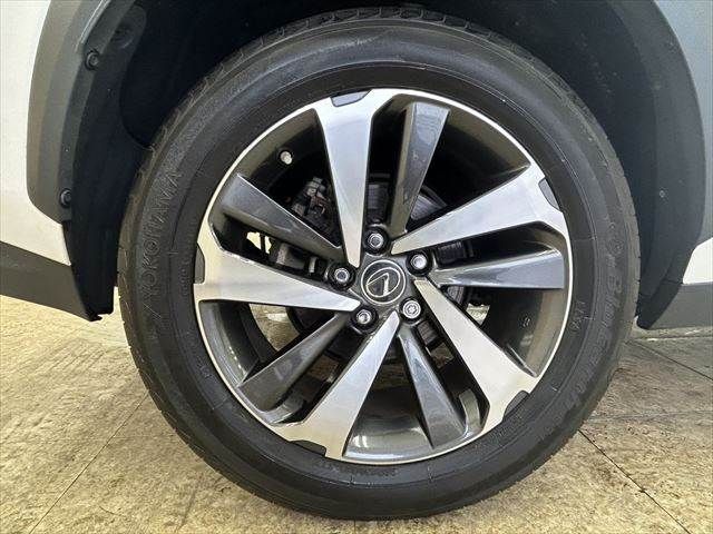 TOYOTA LEXUS NX300h AWD 2019