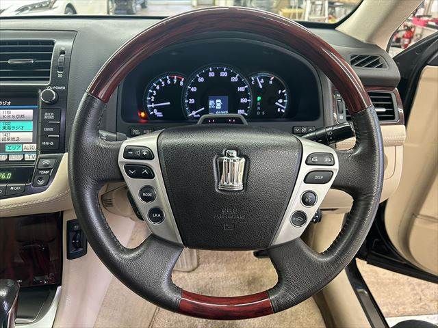 TOYOTA CROWN sedan 2010