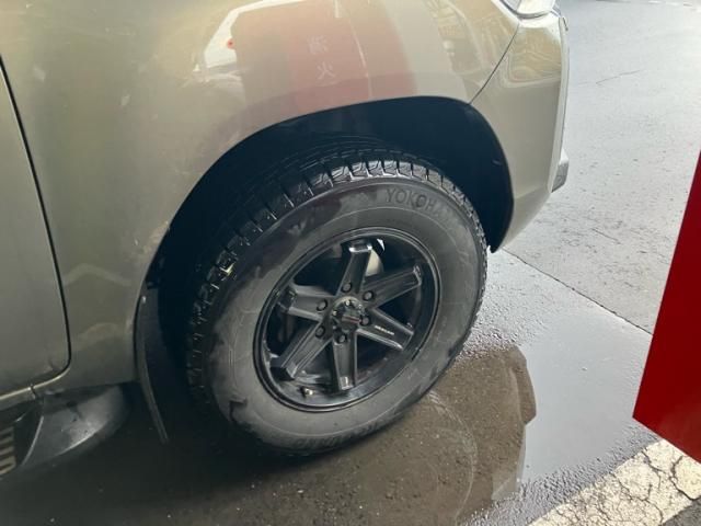 TOYOTA ??????????4D 2023