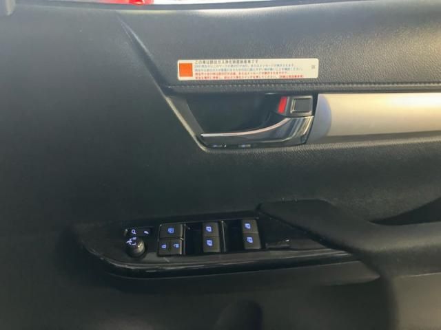 TOYOTA ??????????4D 2023