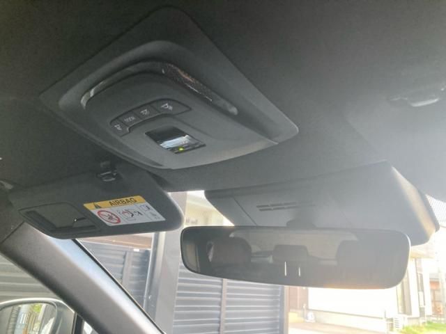 TOYOTA COROLLA CROSS HYBRID 2024