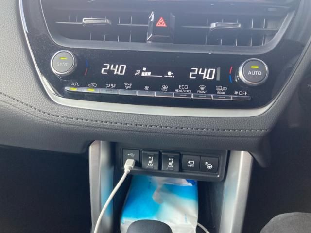 TOYOTA COROLLA CROSS HYBRID 2024