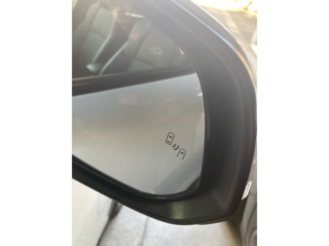 TOYOTA COROLLA CROSS HYBRID 2024