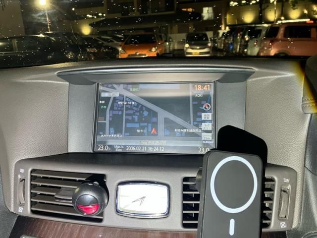 NISSAN CIMA HYBRID 2015