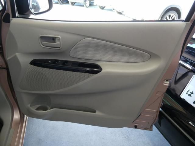 MITSUBISHI eK WAGON 2015