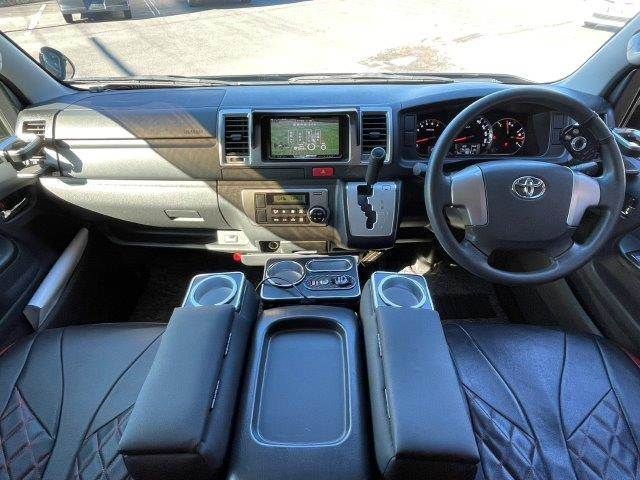 TOYOTA HIACE van 2WD 2014