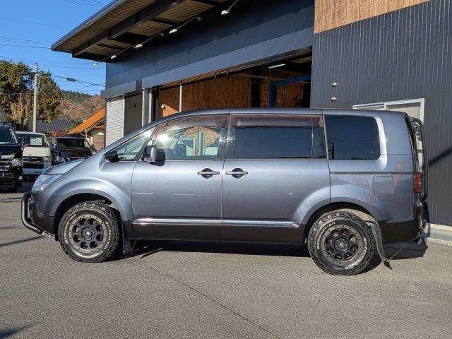 MITSUBISHI DELICA D:5 4WD 2007