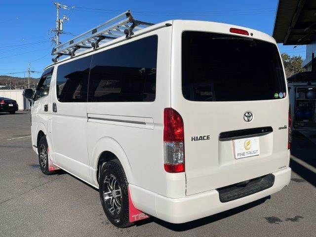 TOYOTA HIACE van 2WD 2019