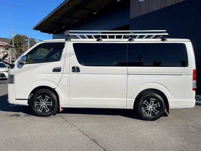 TOYOTA HIACE van 2WD 2019