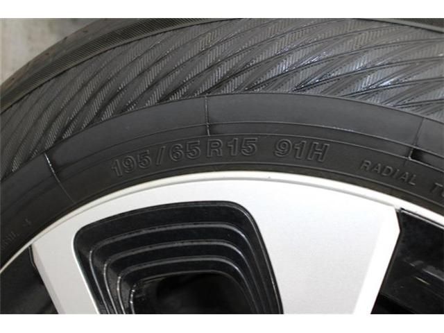 TOYOTA PRIUS PHV 2019