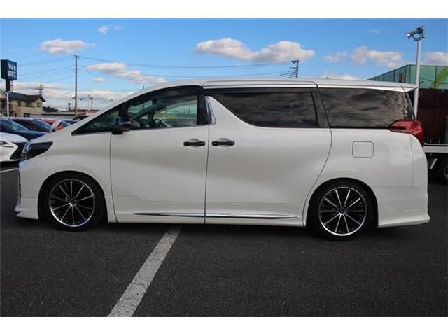 TOYOTA ALPHARD 2020