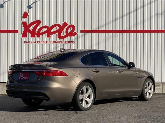 JAGUAR JAGUAR XFseries 2017