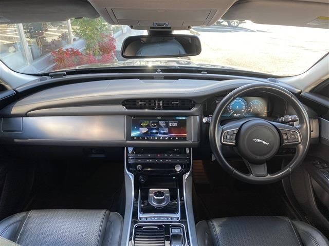 JAGUAR JAGUAR XFseries 2017