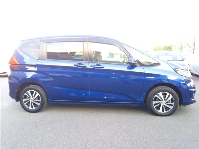 HONDA FREED HYBRID 4WD 2017