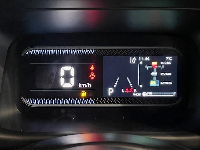 SUZUKI Spacia 4WD 2025