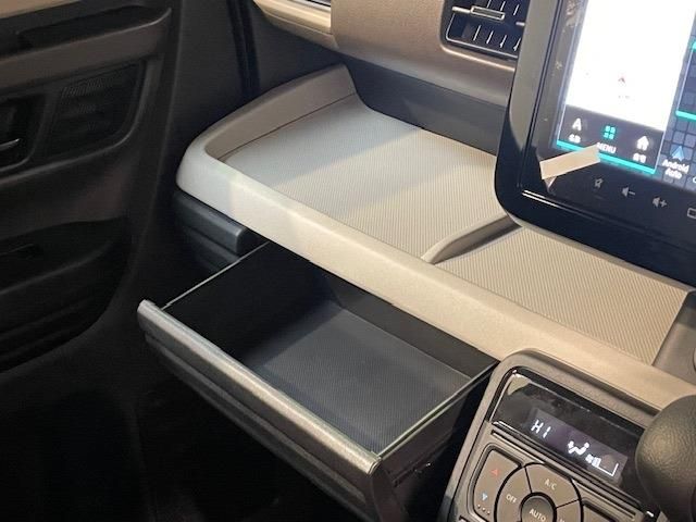 SUZUKI Spacia 4WD 2025