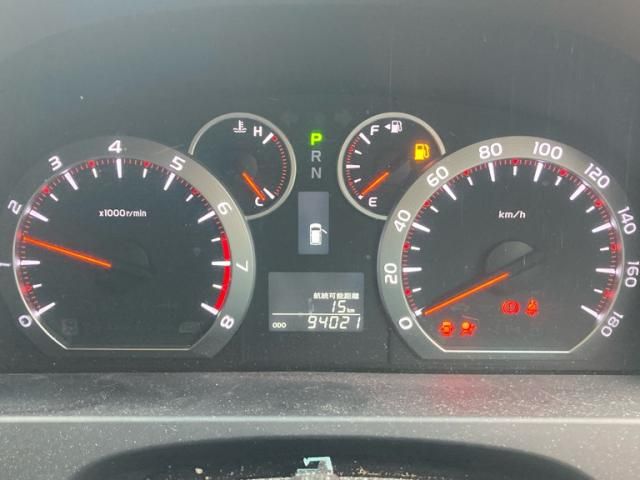 TOYOTA VELLFIRE 2010