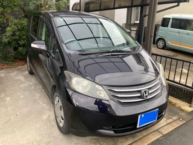HONDA FREED 2010
