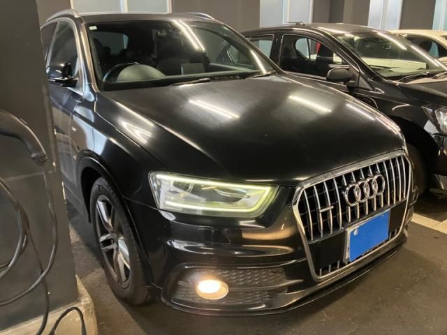 AUDI AUDI Q3 2012