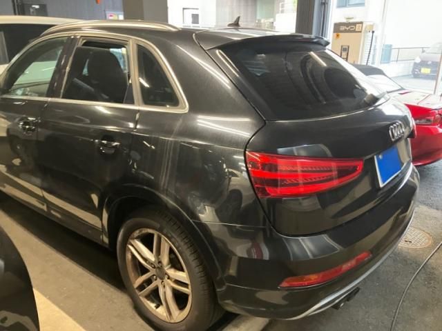 AUDI AUDI Q3 2012