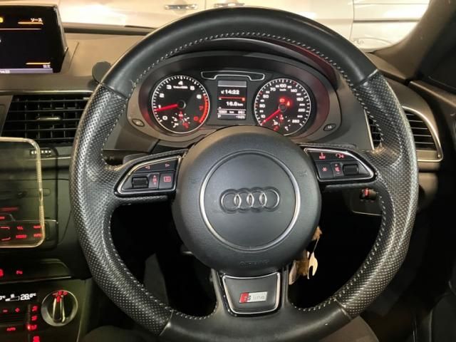 AUDI AUDI Q3 2012