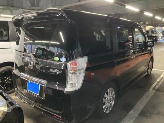 HONDA STEPWAGON SPADA 2010