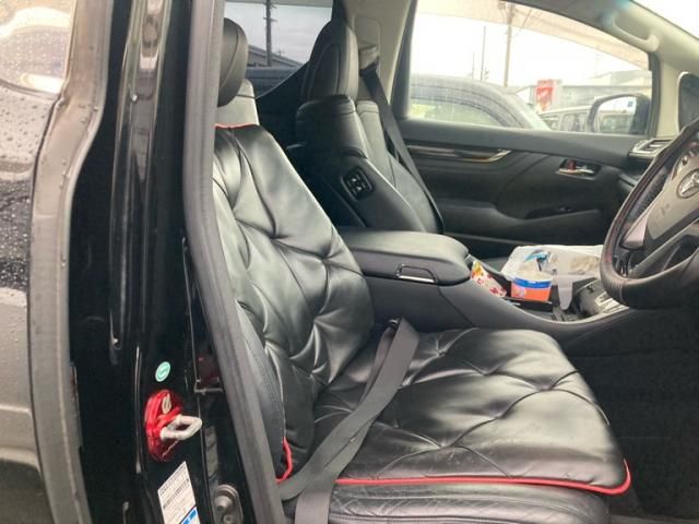 TOYOTA ALPHARD hybrid 4WD 2015