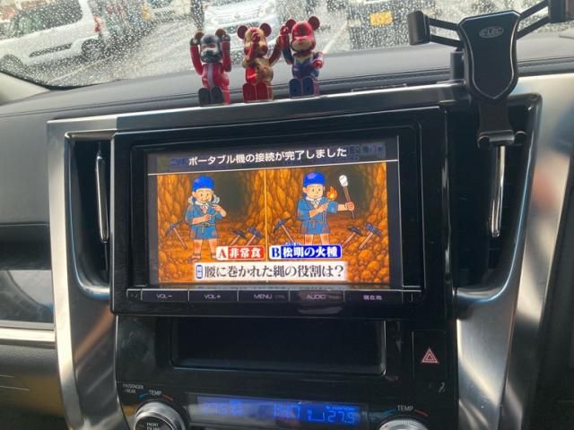 TOYOTA ALPHARD hybrid 4WD 2015