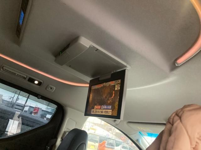 TOYOTA ALPHARD hybrid 4WD 2015