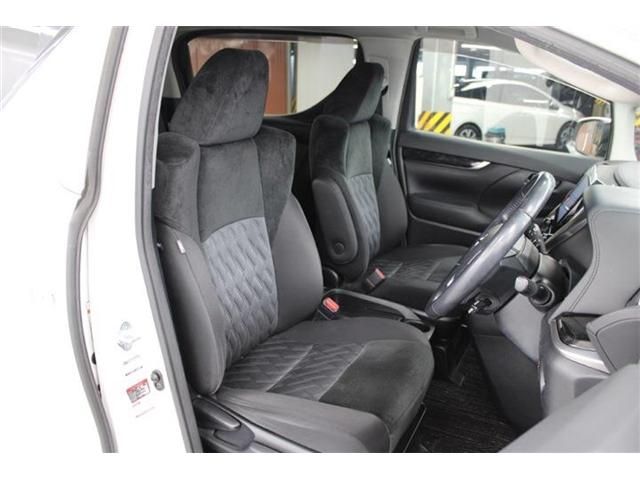 TOYOTA VELLFIRE 2020