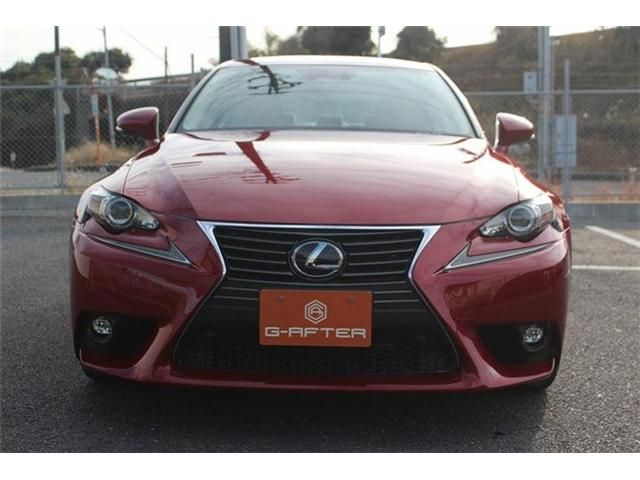 TOYOTA LEXUS IS200t 2015