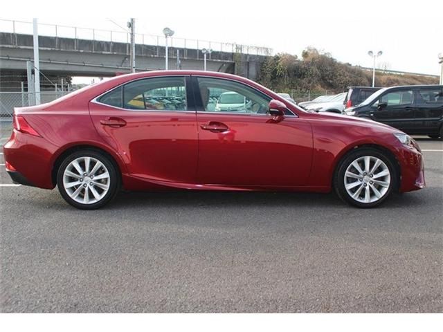TOYOTA LEXUS IS200t 2015