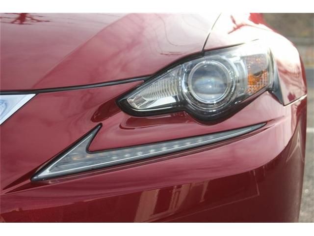 TOYOTA LEXUS IS200t 2015