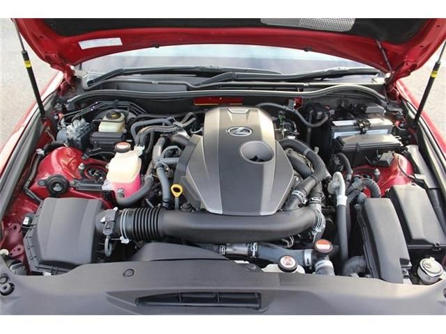 TOYOTA LEXUS IS200t 2015