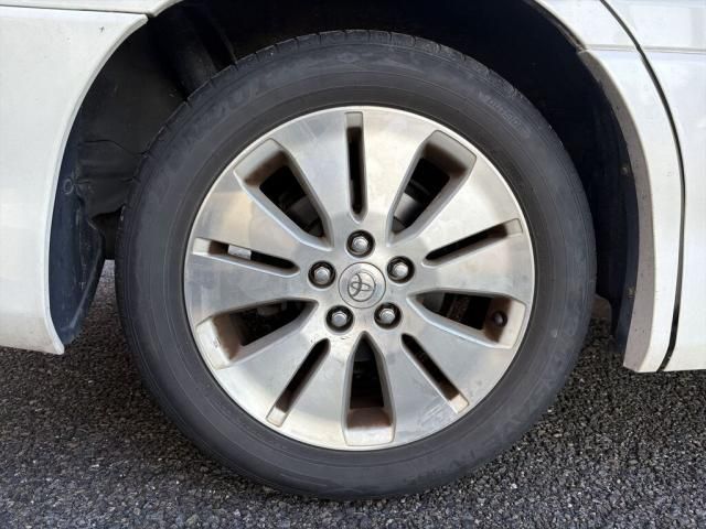 TOYOTA ALPHARD V 2004