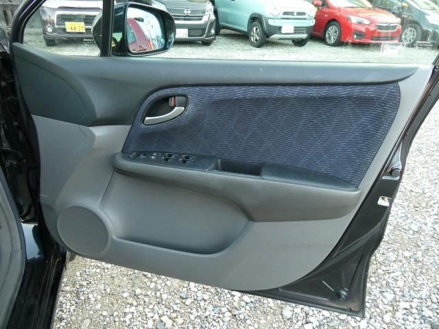 HONDA STREAM 4WD 2011