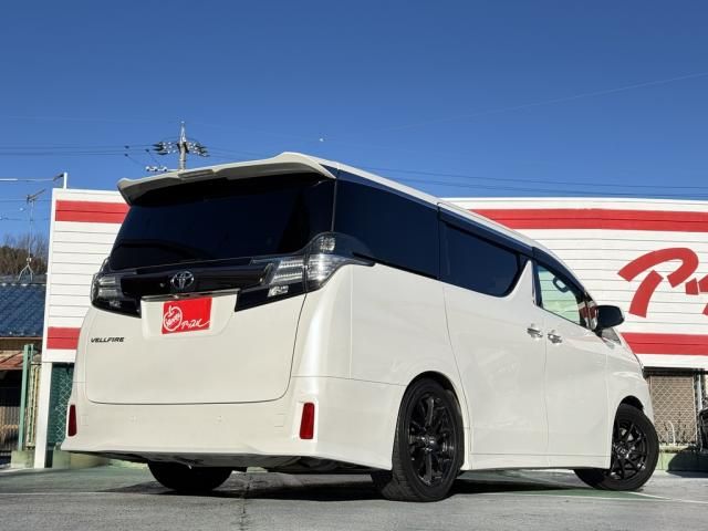 TOYOTA VELLFIRE 2016