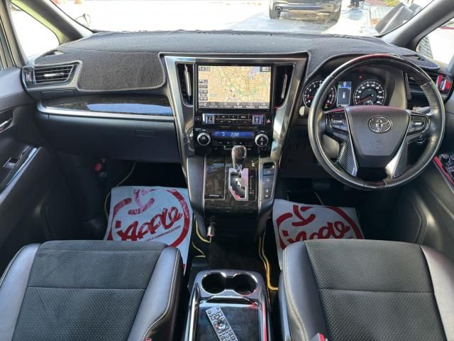 TOYOTA VELLFIRE 2016